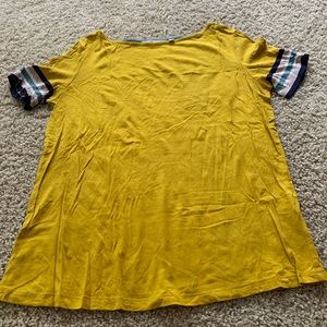 Mustard colored boat necked Boden Tshirt